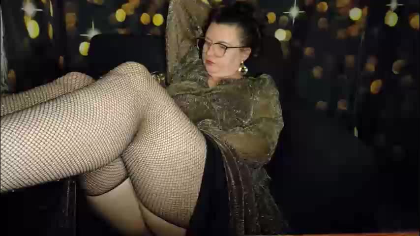 yanikka Adult Chat November 16, 2025