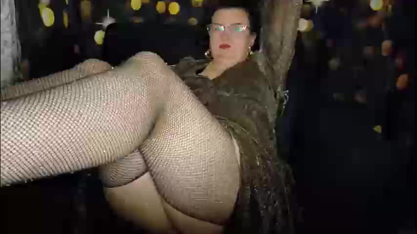 yanikka Adult Chat November 16, 2025