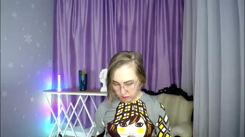 queen_a_n_i Adult Chat November 16, 2025