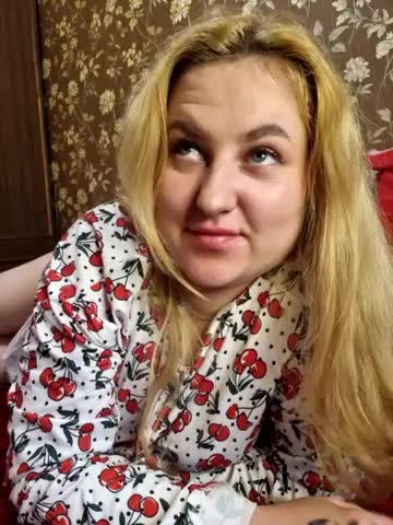 LianaJu Adult Chat November 16, 2025