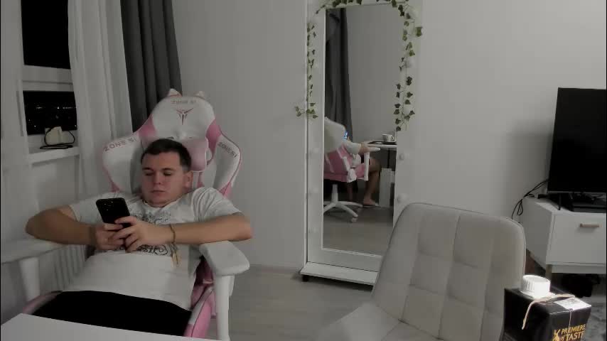 kesh_mne Adult Chat November 16, 2025