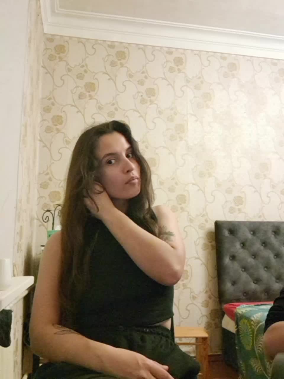 Love_Crew Adult Chat November 17, 2025