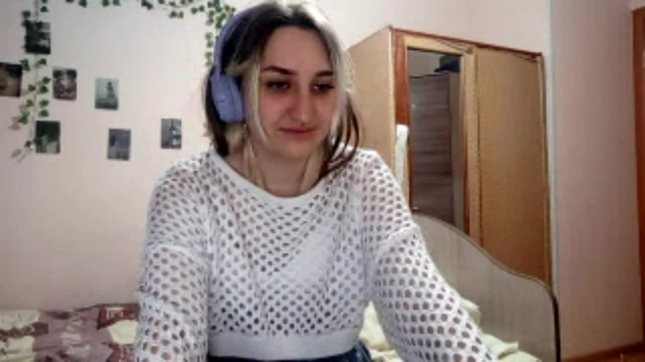 SeptemberRoutzen Adult Chat November 17, 2025