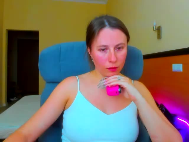 Jumiera Adult Chat November 17, 2025