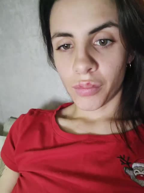 -EmilyJones- Adult Chat November 17, 2025