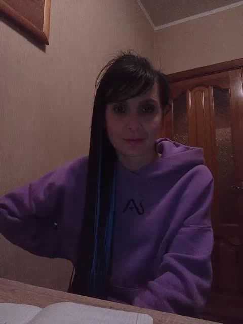 Hellenalonenochka Adult Chat November 17, 2025