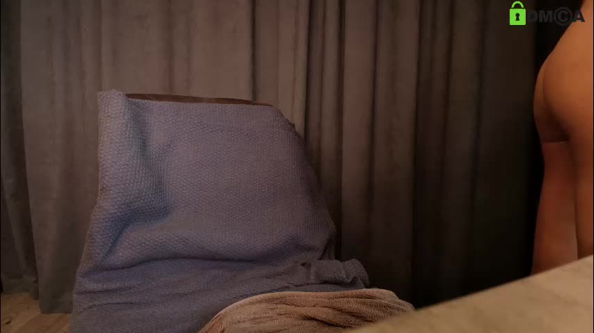 hollyextra Adult Chat November 17, 2025