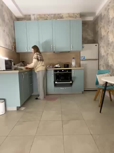 _I_123 Adult Chat November 17, 2025