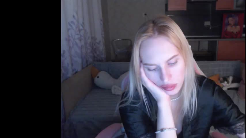 elsa_shine Adult Chat November 17, 2025