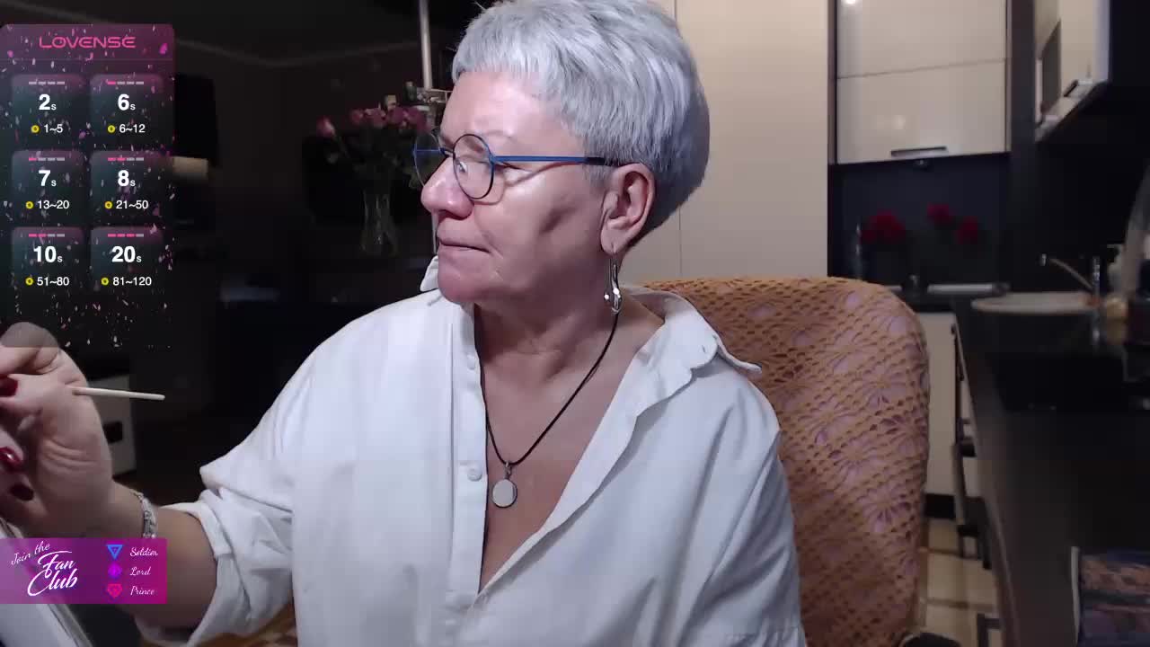 roxana-brooks Adult Chat November 17, 2025