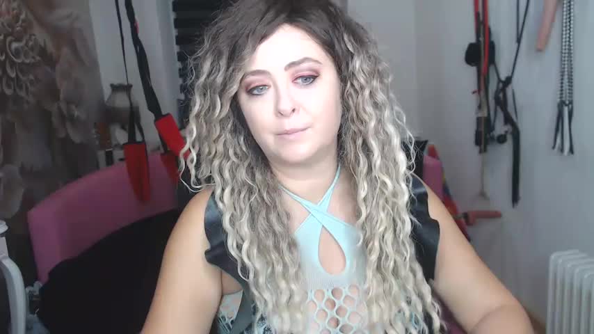 MISSwithDOLLS Adult Chat November 17, 2025