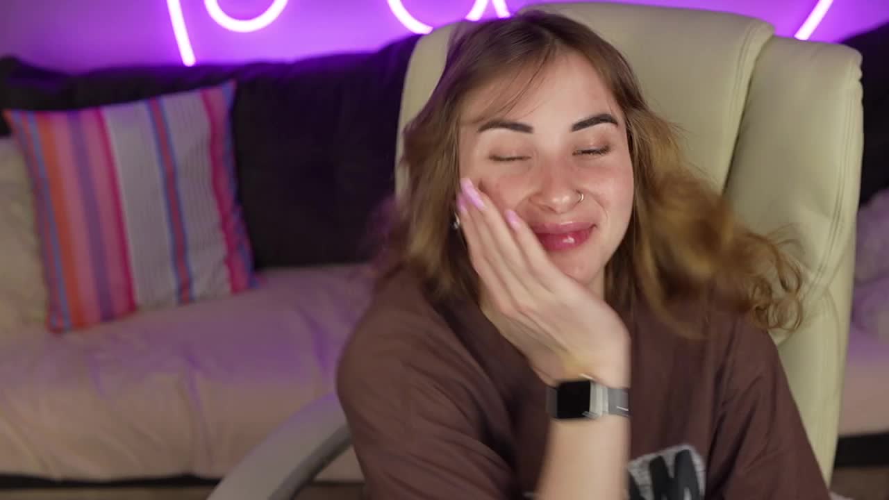 JennyLuv Adult Chat November 17, 2025