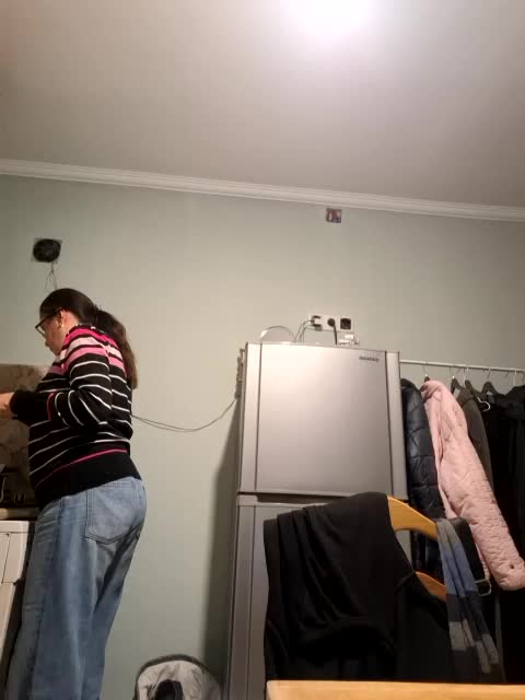 mandarinka28 Adult Chat November 17, 2025