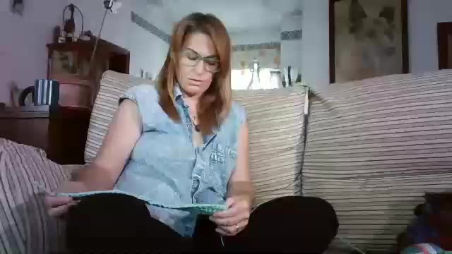 lolahueso Adult Chat November 17, 2025