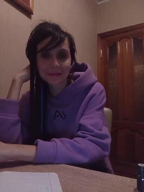 Hellenalonenochka Adult Chat November 17, 2025