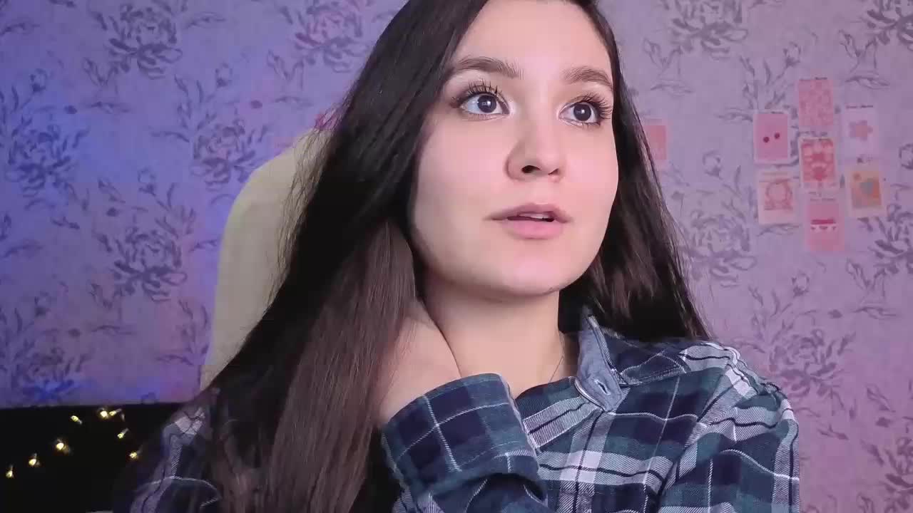 annie-fleur Adult Chat November 17, 2025