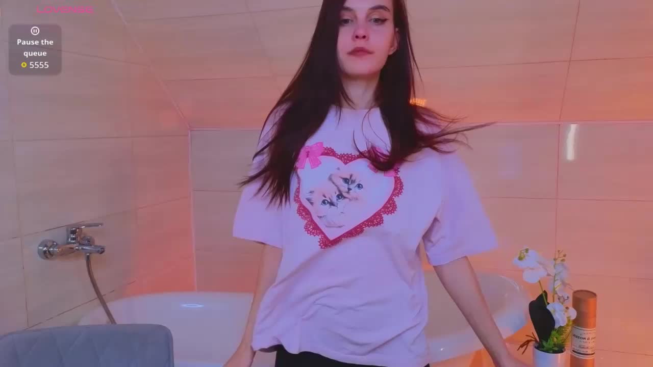 SusieMorris Adult Chat November 17, 2025