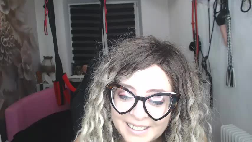 MISSwithDOLLS Adult Chat November 17, 2025