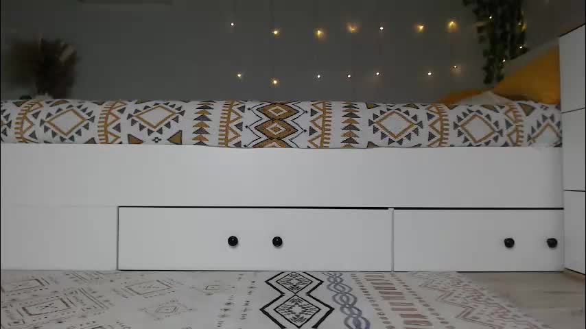 cuteemouse Adult Chat November 17, 2025