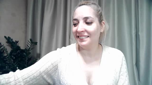 mariska-kiska Adult Chat November 17, 2025