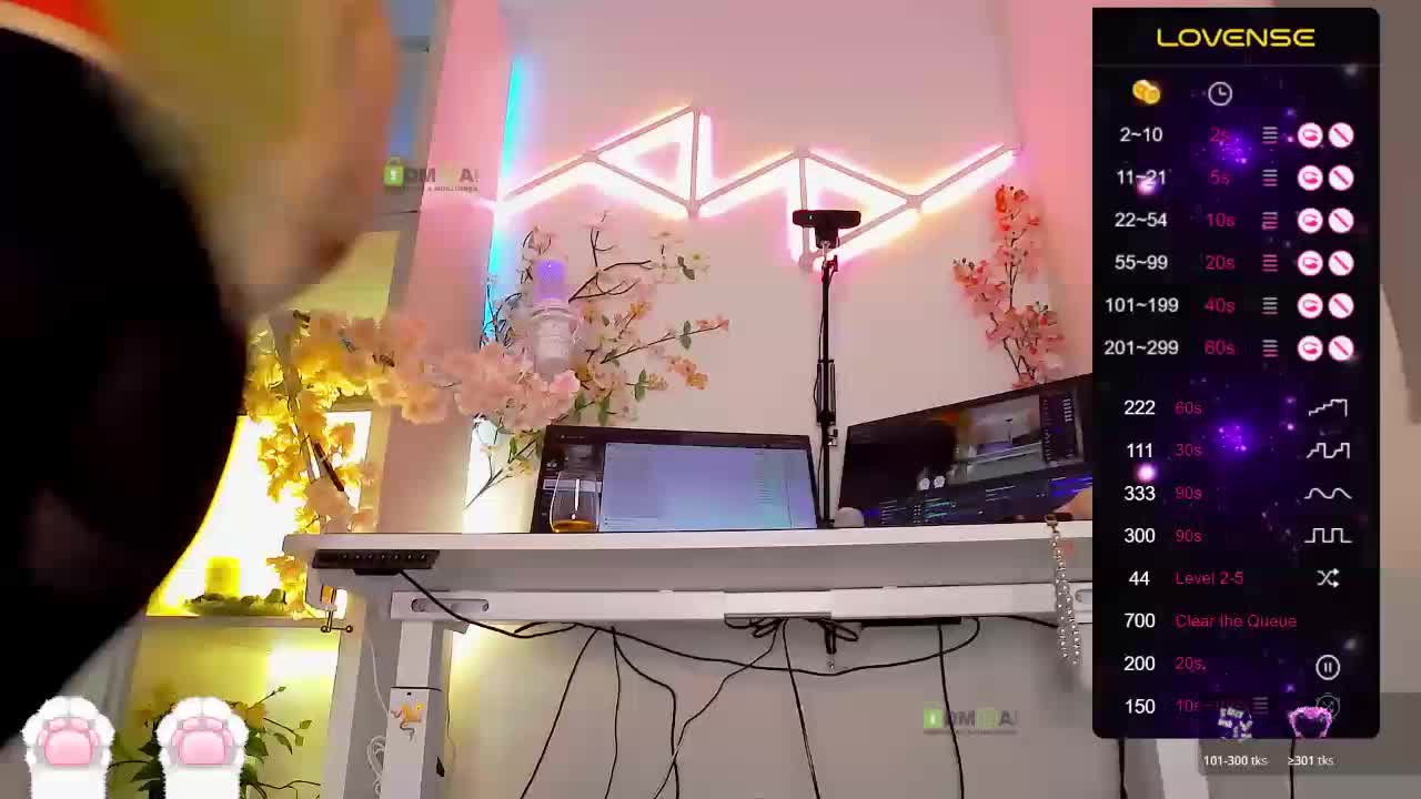 _Marilyn_ Adult Chat November 17, 2025