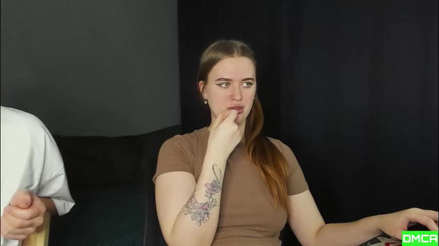 robert_lisa Adult Chat November 17, 2025