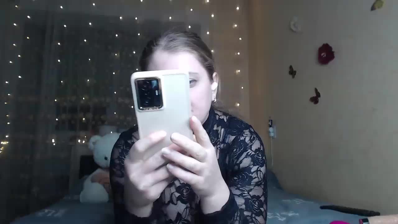 WetAngely Adult Chat November 17, 2025