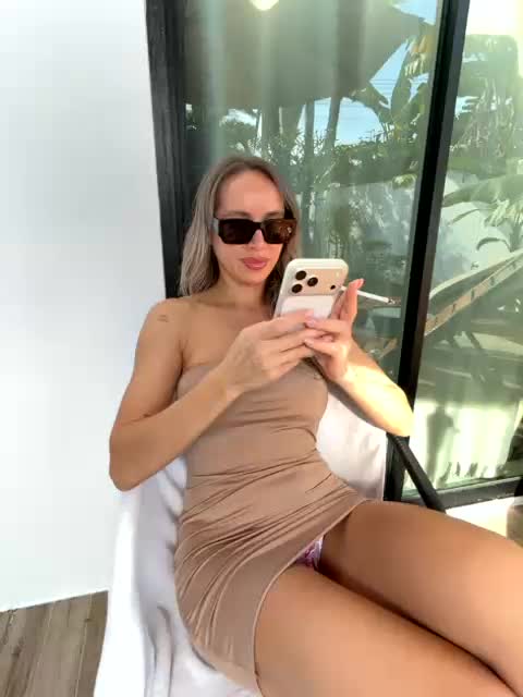 -CandyViki- Adult Chat November 17, 2025