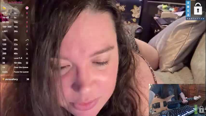 livewifecambjs Adult Chat November 17, 2025