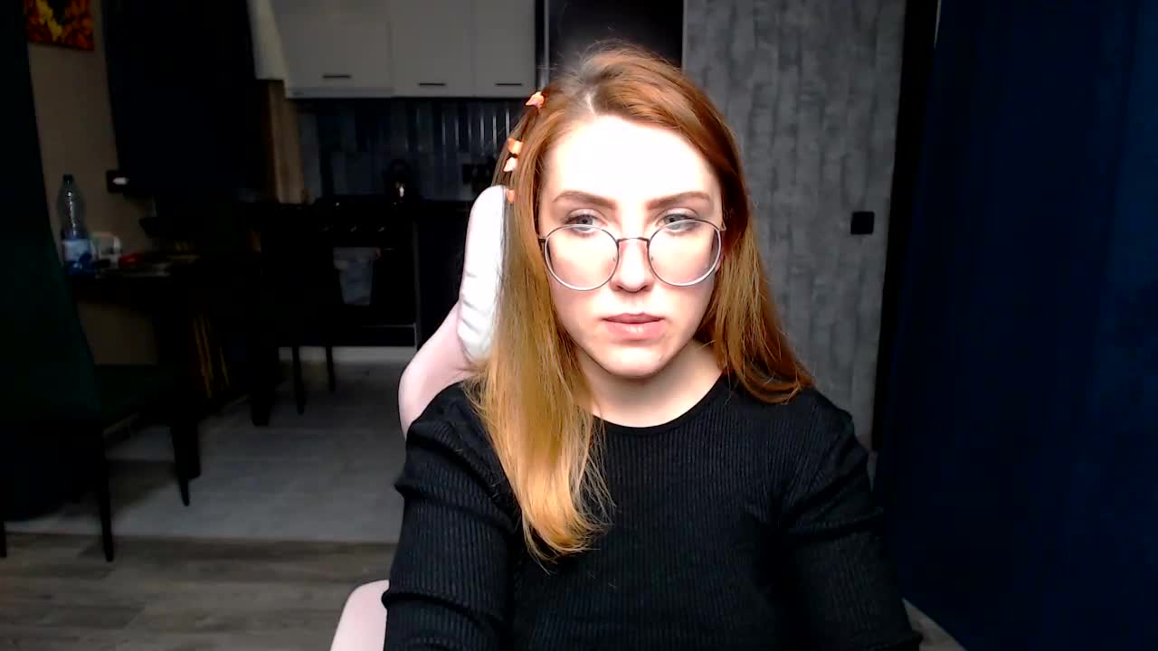 Regimasmile Adult Chat November 17, 2025