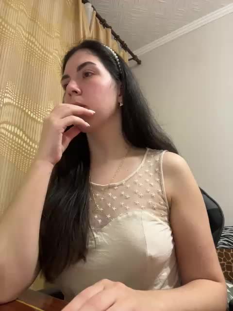 Vika19981 Adult Chat November 17, 2025
