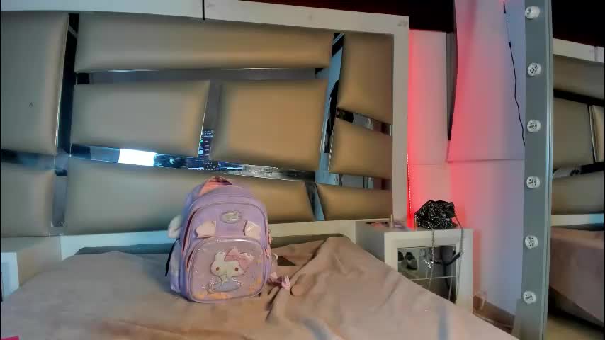 luna__scarlett Adult Chat November 17, 2025