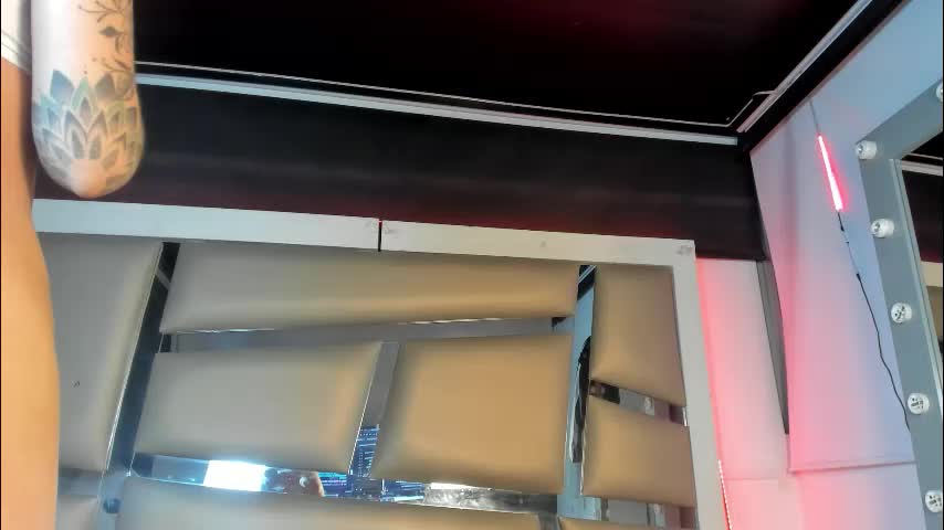 luna__scarlett Adult Chat November 17, 2025