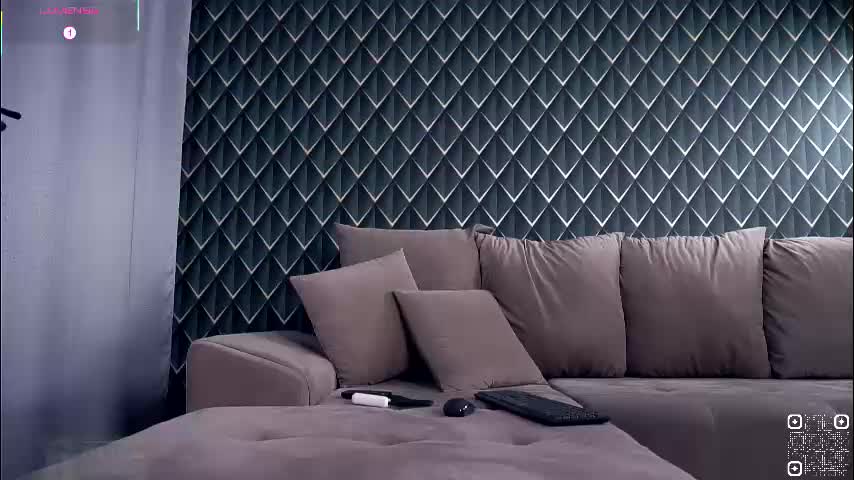 felissiany Adult Chat November 17, 2025