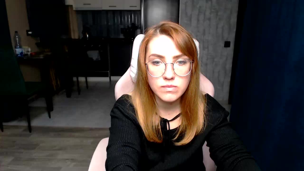 Regimasmile Adult Chat November 17, 2025