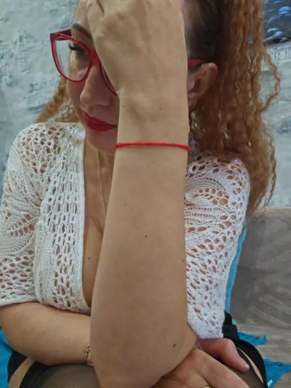 Pink-Lips Adult Chat November 17, 2025