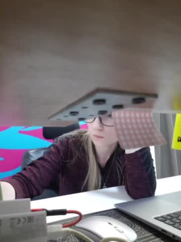 Xo4y-Tpax Adult Chat November 17, 2025