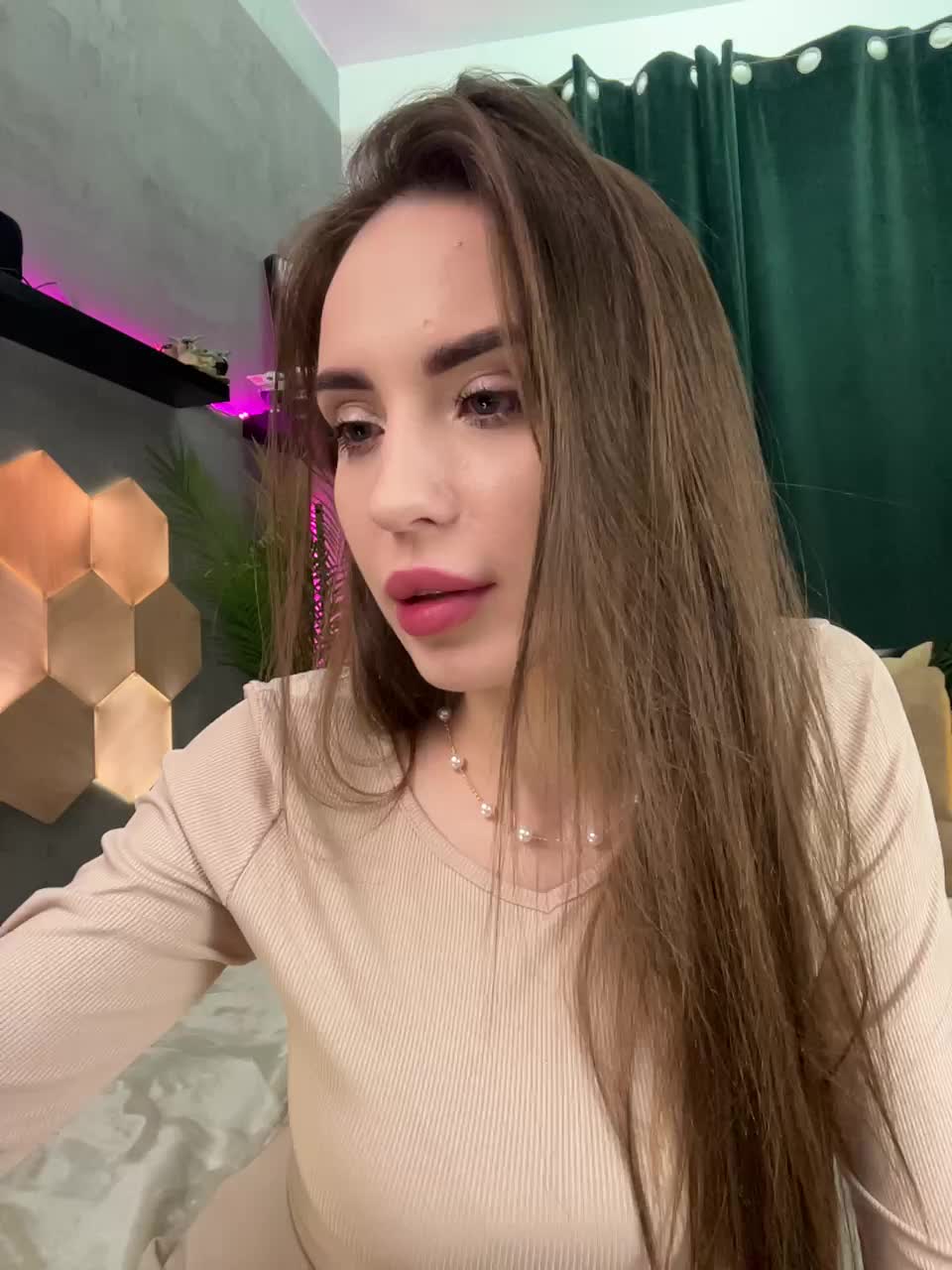 BabyYoda Adult Chat November 17, 2025