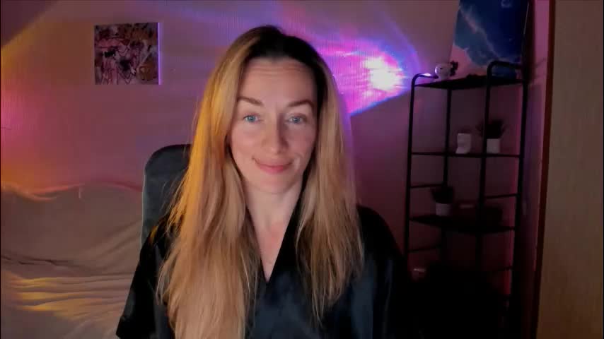 save_the_qween Adult Chat November 17, 2025