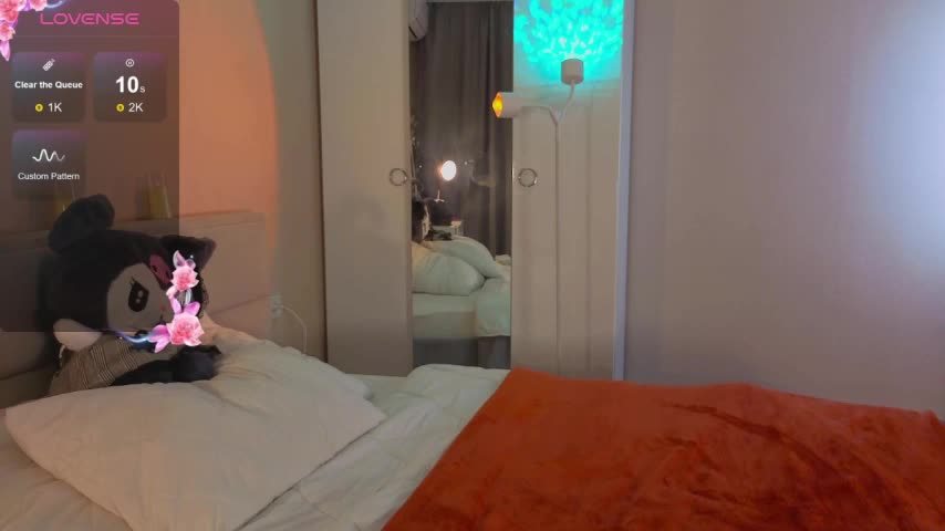 Mia_Luw Adult Chat November 17, 2025