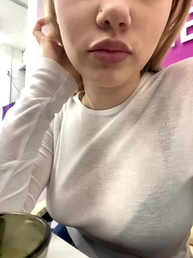 VikaAndMilana Adult Chat November 17, 2025