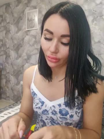 Zhuzha123 Adult Chat November 17, 2025