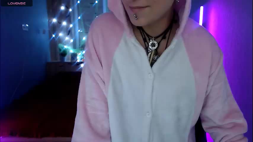 sweet_n_strong Adult Chat November 17, 2025