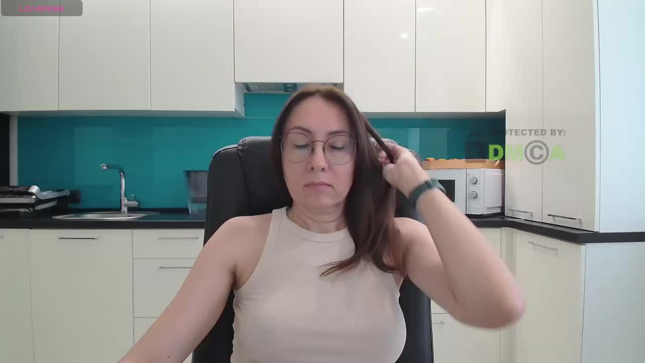 Valerianice Adult Chat November 17, 2025