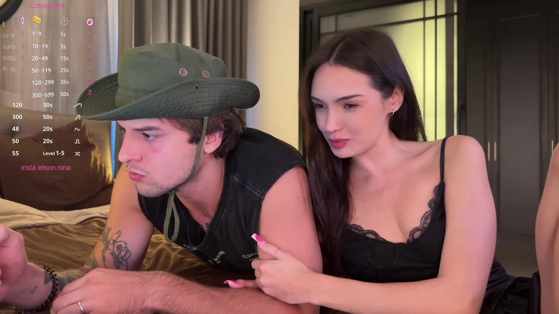 elisonni Adult Chat November 17, 2025