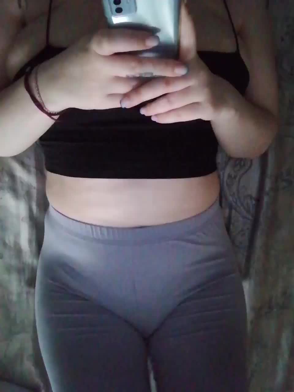 -Tiffany- Adult Chat November 17, 2025