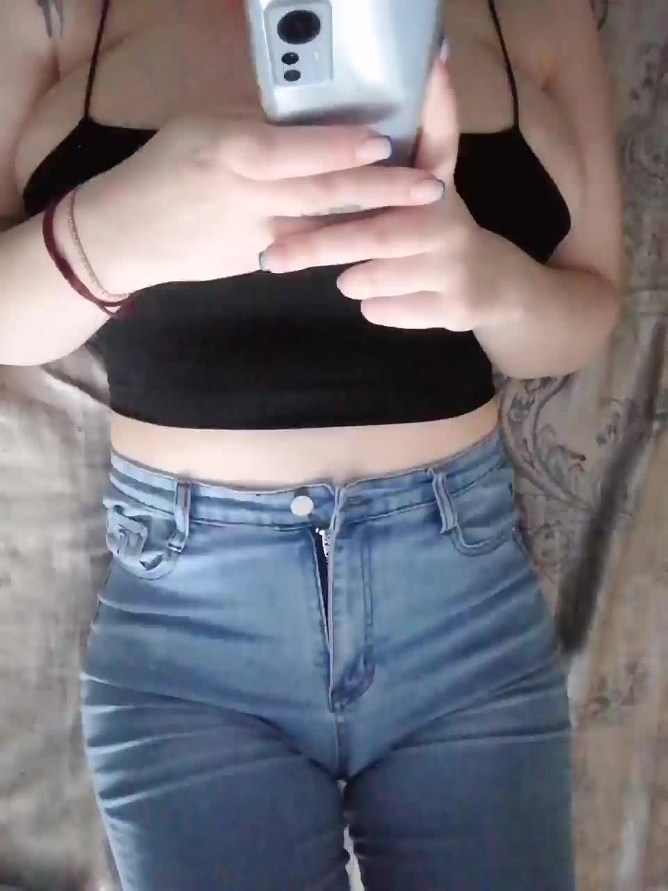 -Tiffany- Adult Chat November 17, 2025