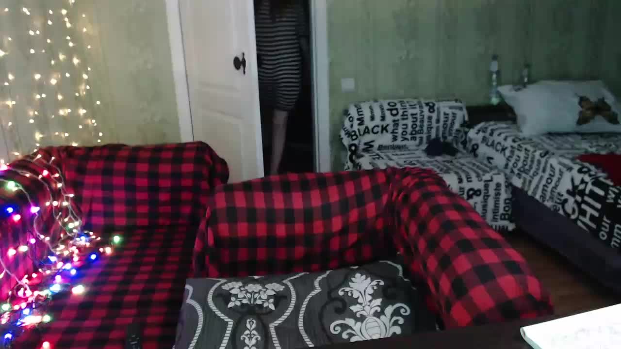 MeganIris Adult Chat November 17, 2025