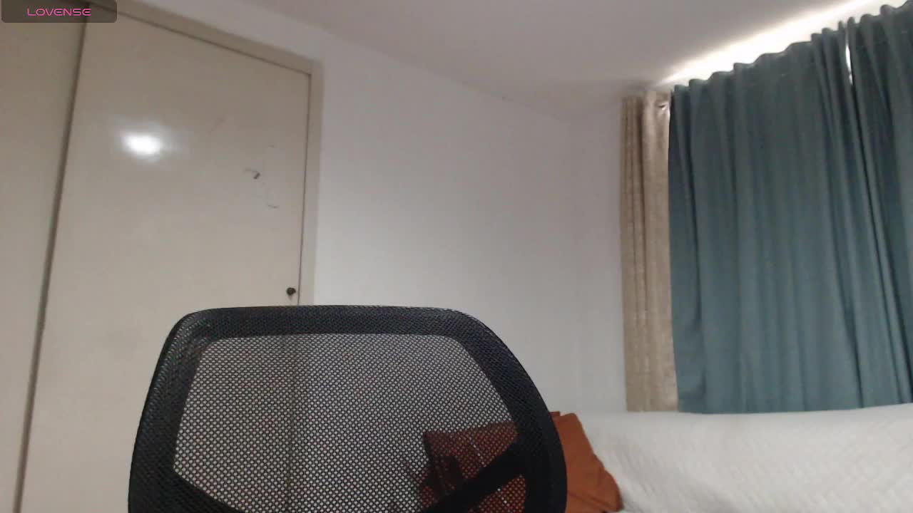 naturalmoommy Adult Chat November 17, 2025