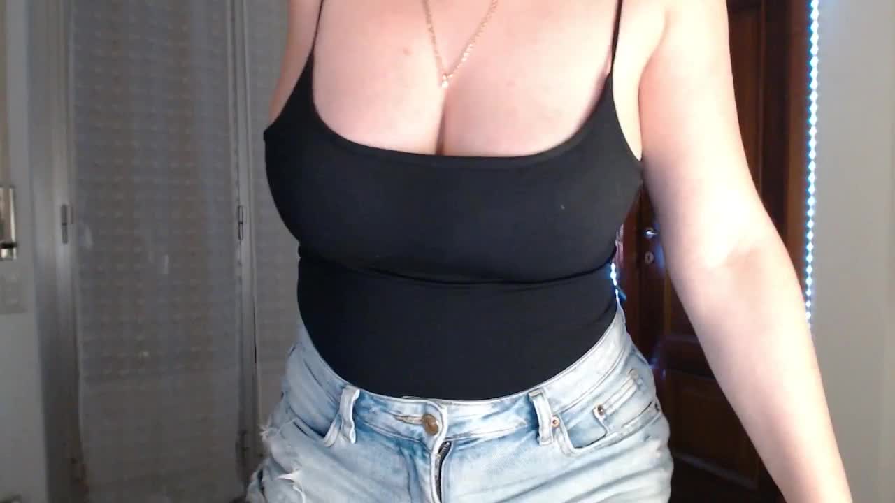 Alina-Lovely Adult Chat November 18, 2025